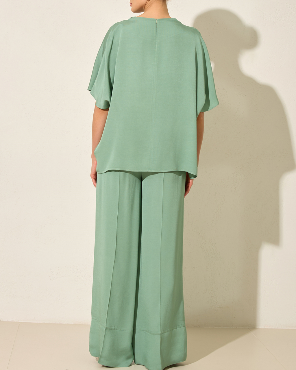 Fluid Two-Piece