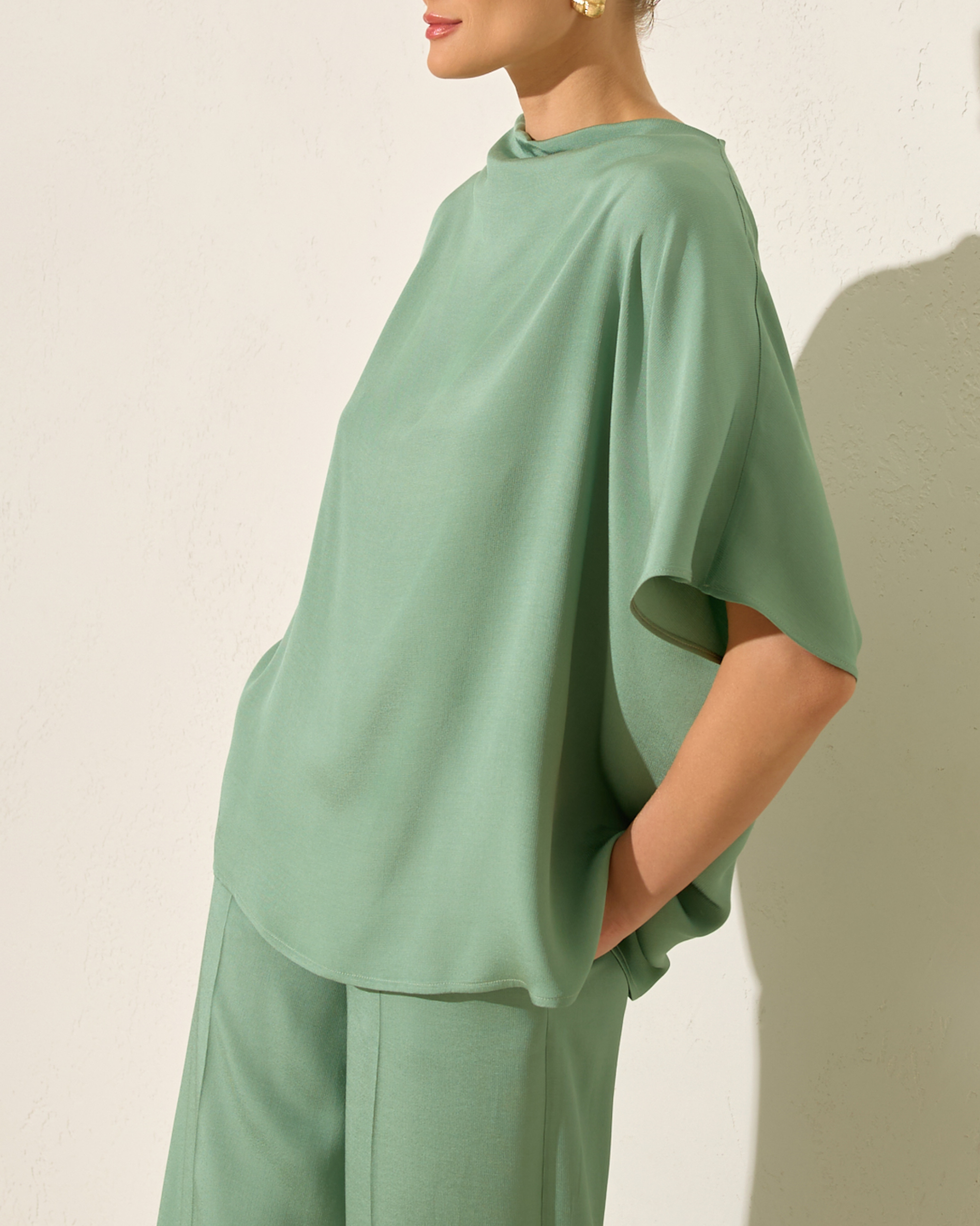 Fluid Two-Piece