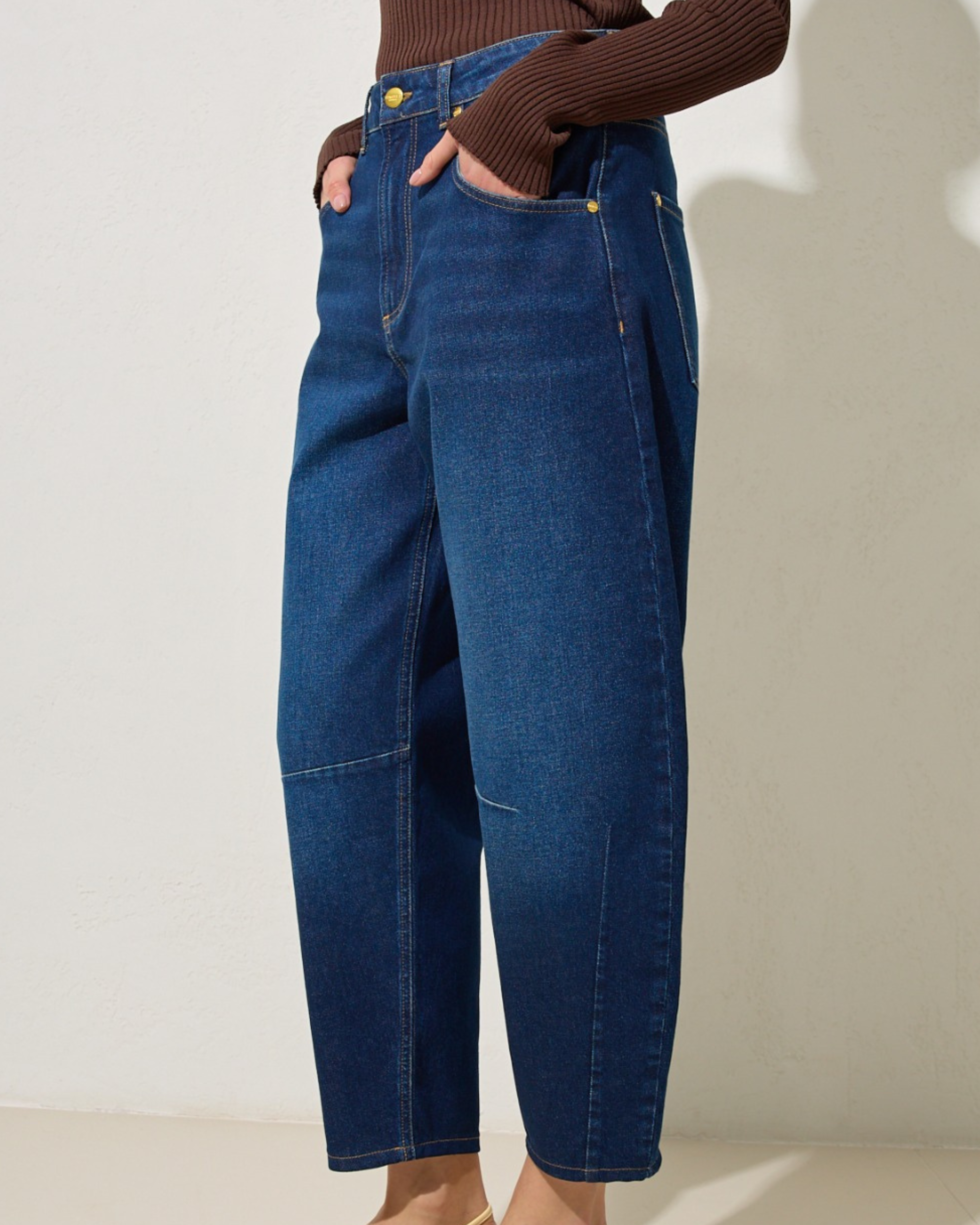 Curved Denim